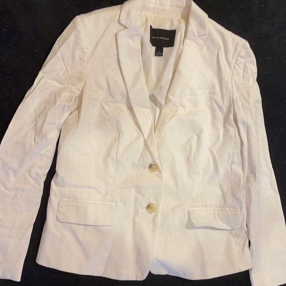 White summer blazer - Picture 1 of 3